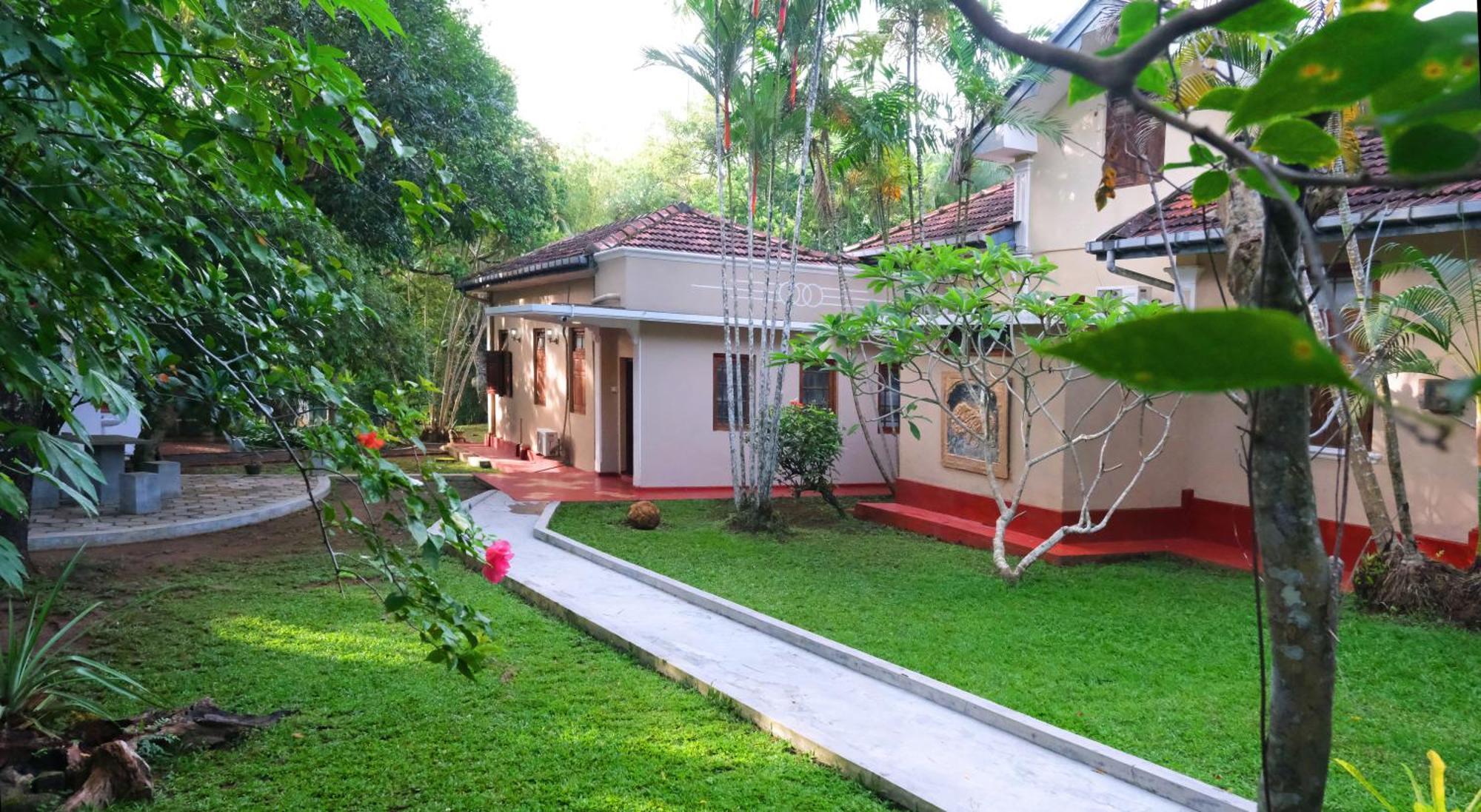 Chandra Villa Ayurveda Resort Bentota Exteriér fotografie